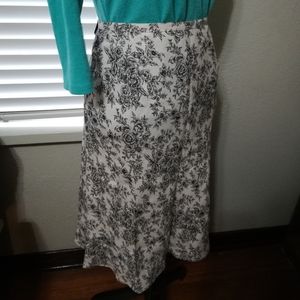 NWOT Antique flower print linen skirt